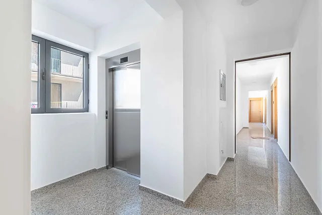 A one-bedroom apartment for sale in Kamenovo, j